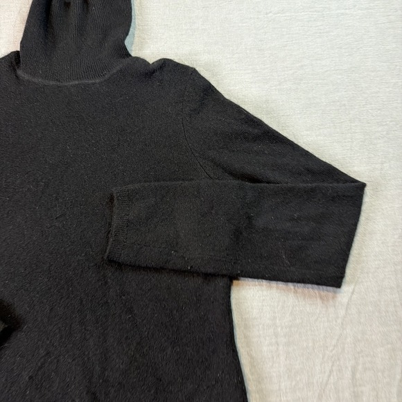 Women's Cashmere Charter Club Luxury Turtleneck Sweater Black Sz S - Picture 4 of 10